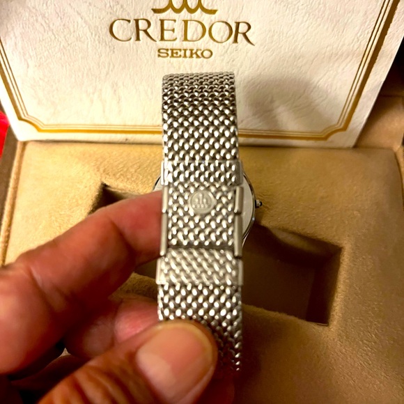 Credor  18k bezel Seiko unisex watch - Picture 7 of 9